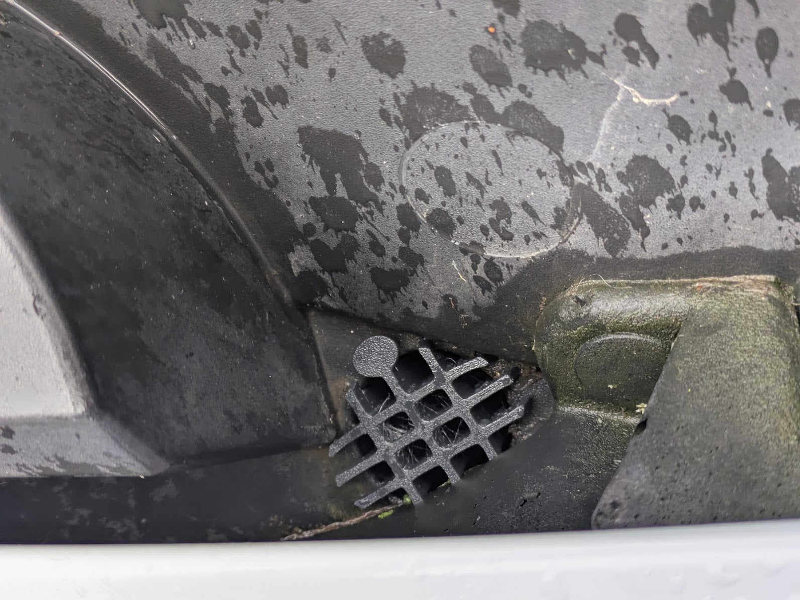 Scuttle Drain Inserts (Set of 3)