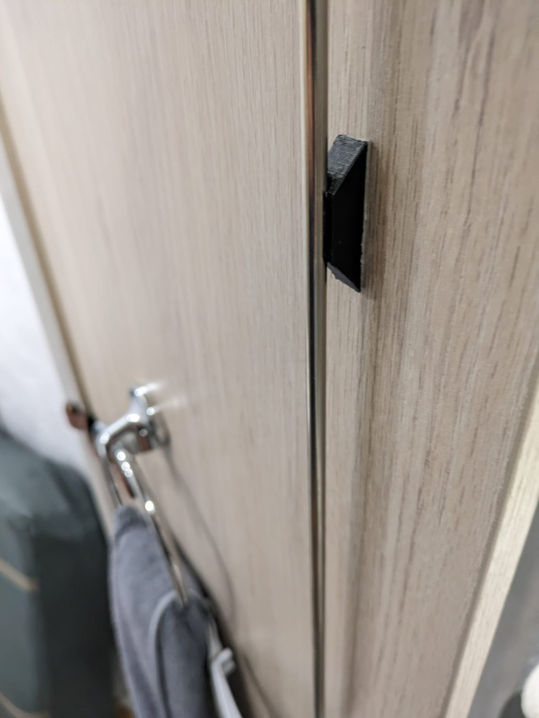 Anti-Rattle Door Clips (pair)